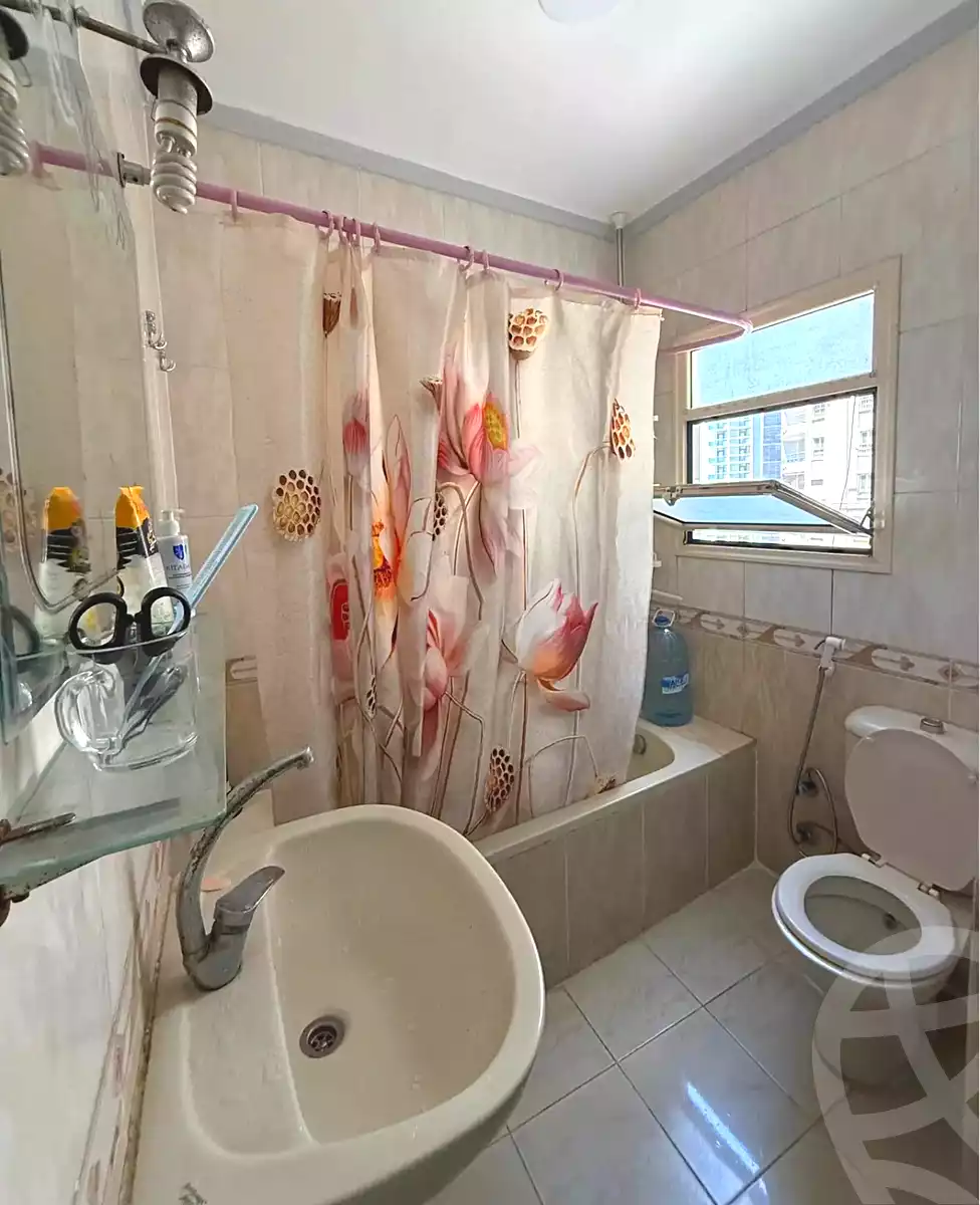 https://aqarmap.com.eg/en/listing/7190971-for-sale-alexandria-el-mandara-tryq-ljysh