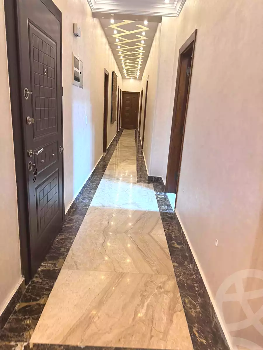 https://aqarmap.com.eg/ar/listing/7191009-for-sale-cairo-6th-of-october-el-ahyaa-neighborhood-2nd-street-2