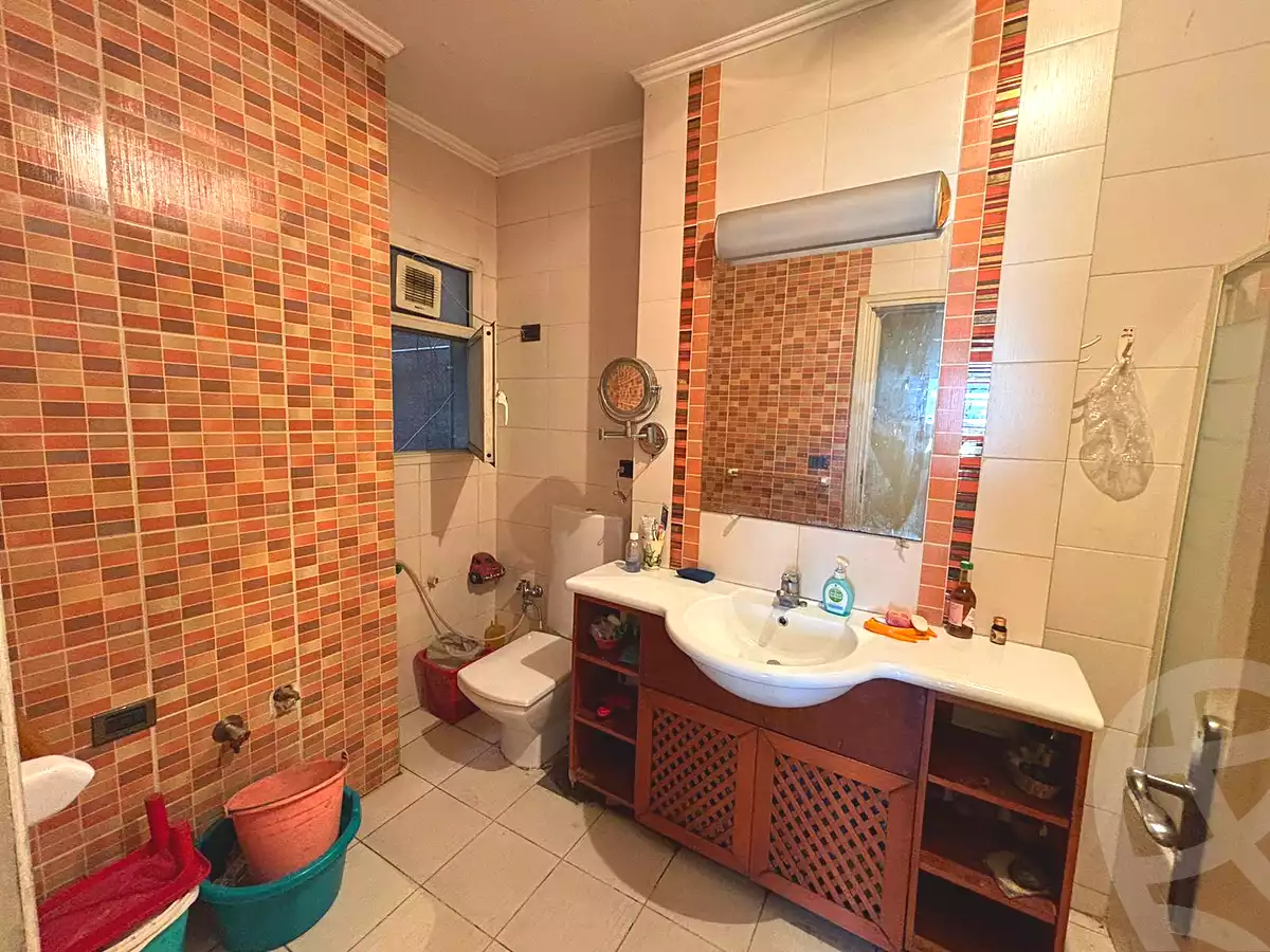 https://aqarmap.com.eg/ar/listing/7191123-for-sale-alexandria-roshdy-shr-bw-qyr-tryq-lhry