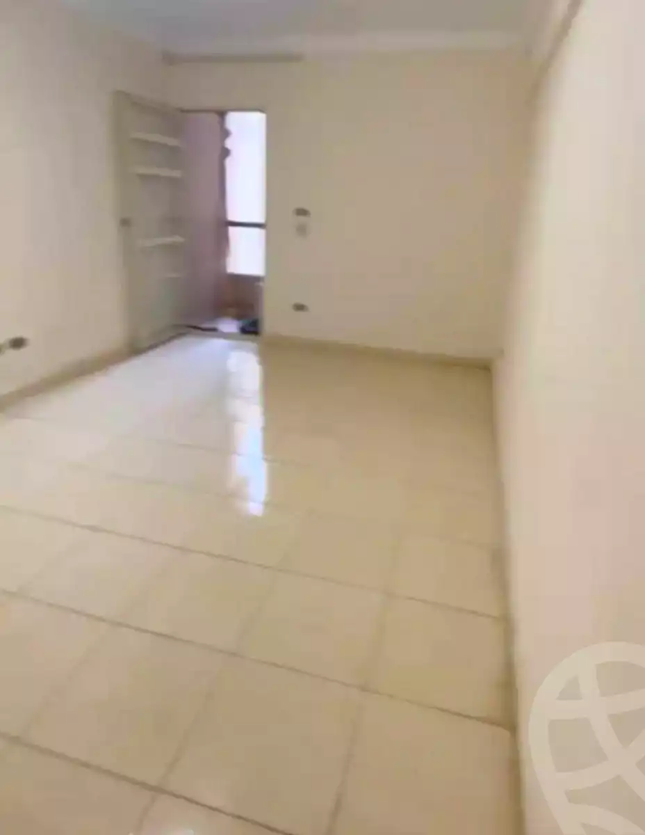 https://aqarmap.com.eg/ar/listing/7191221-for-rent-alexandria-moharram-bey-moharram-bek-st