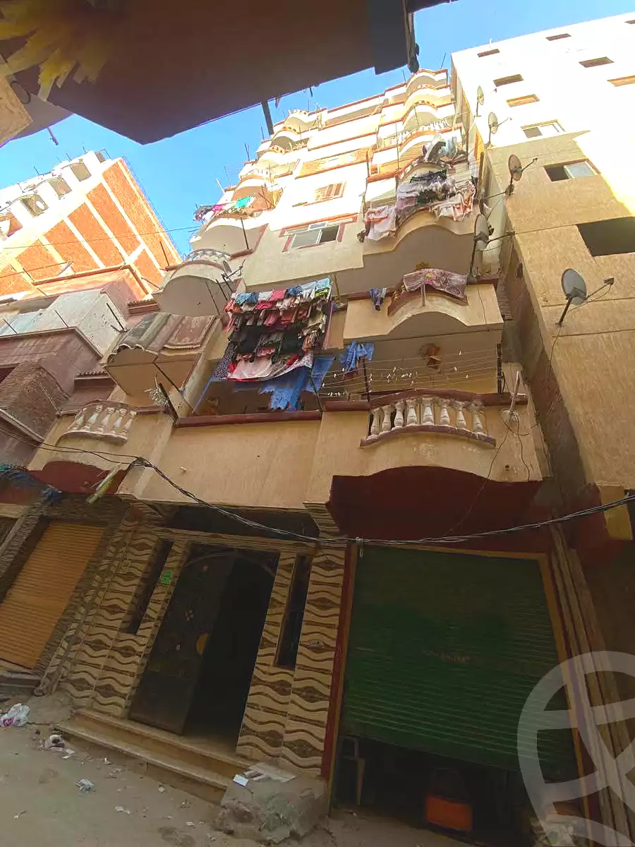 https://aqarmap.com.eg/ar/listing/7191308-for-sale-alexandria-al-agamy-ibrahim-el-aowam-st
