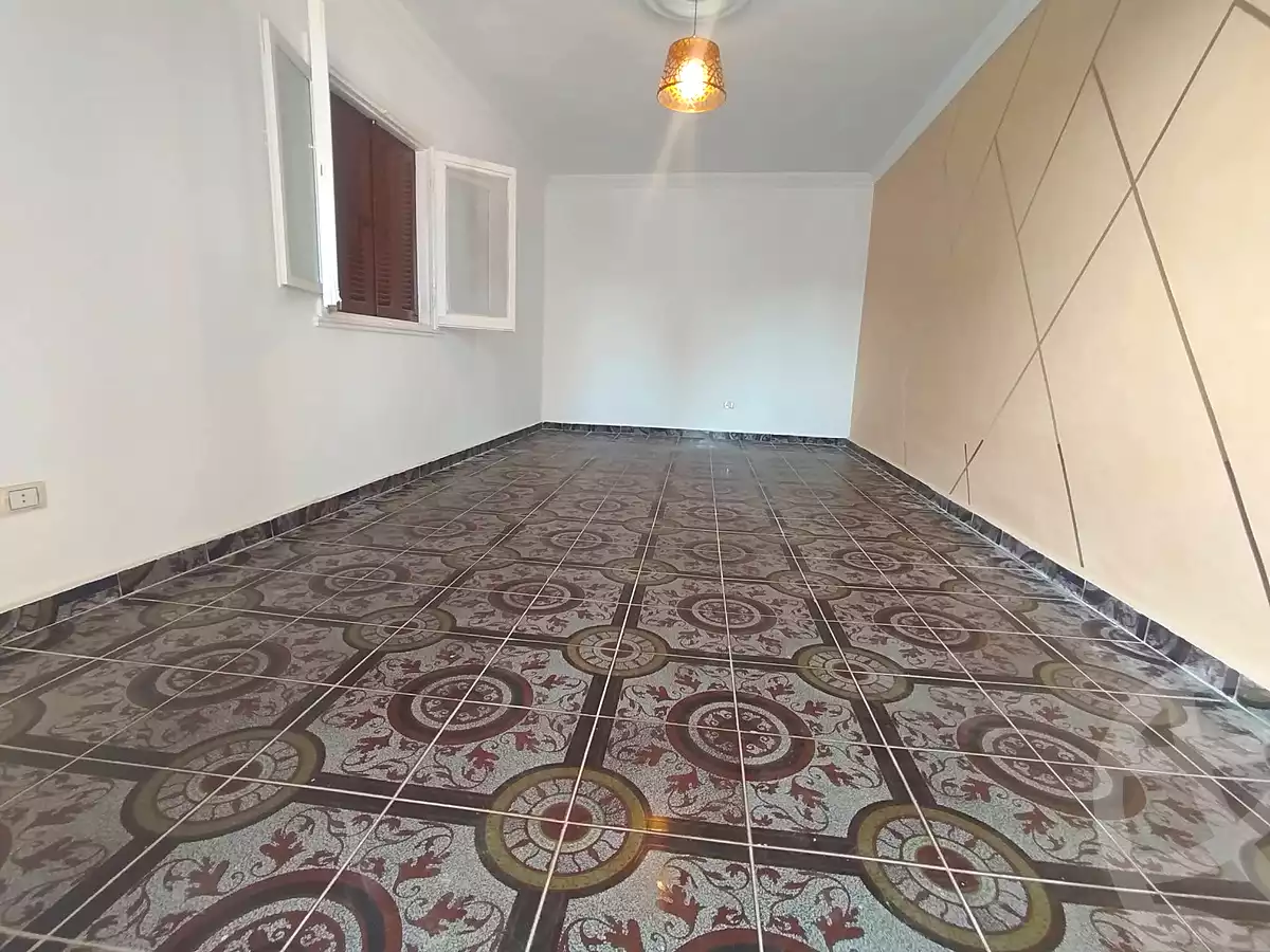 https://aqarmap.com.eg/en/listing/7191420-for-sale-alexandria-al-agamy-el-hanouvel-el-zahraa-city-st