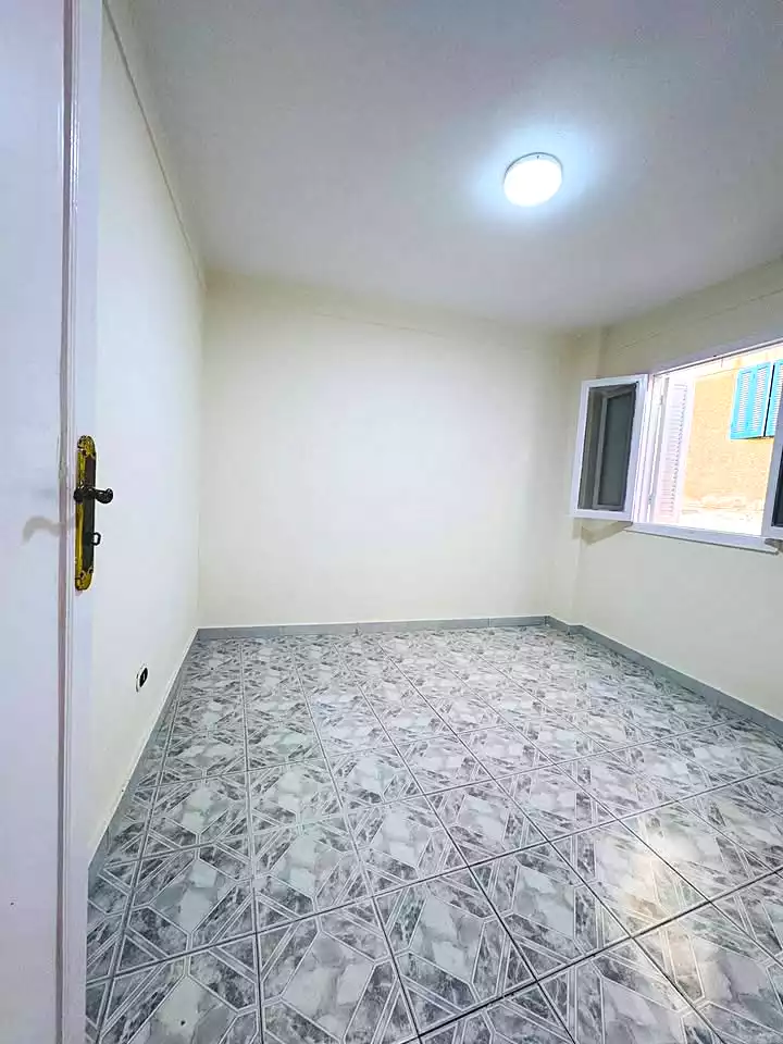 https://aqarmap.com.eg/ar/listing/7191477-for-sale-alexandria-al-agamy-shataa-el-nakheel