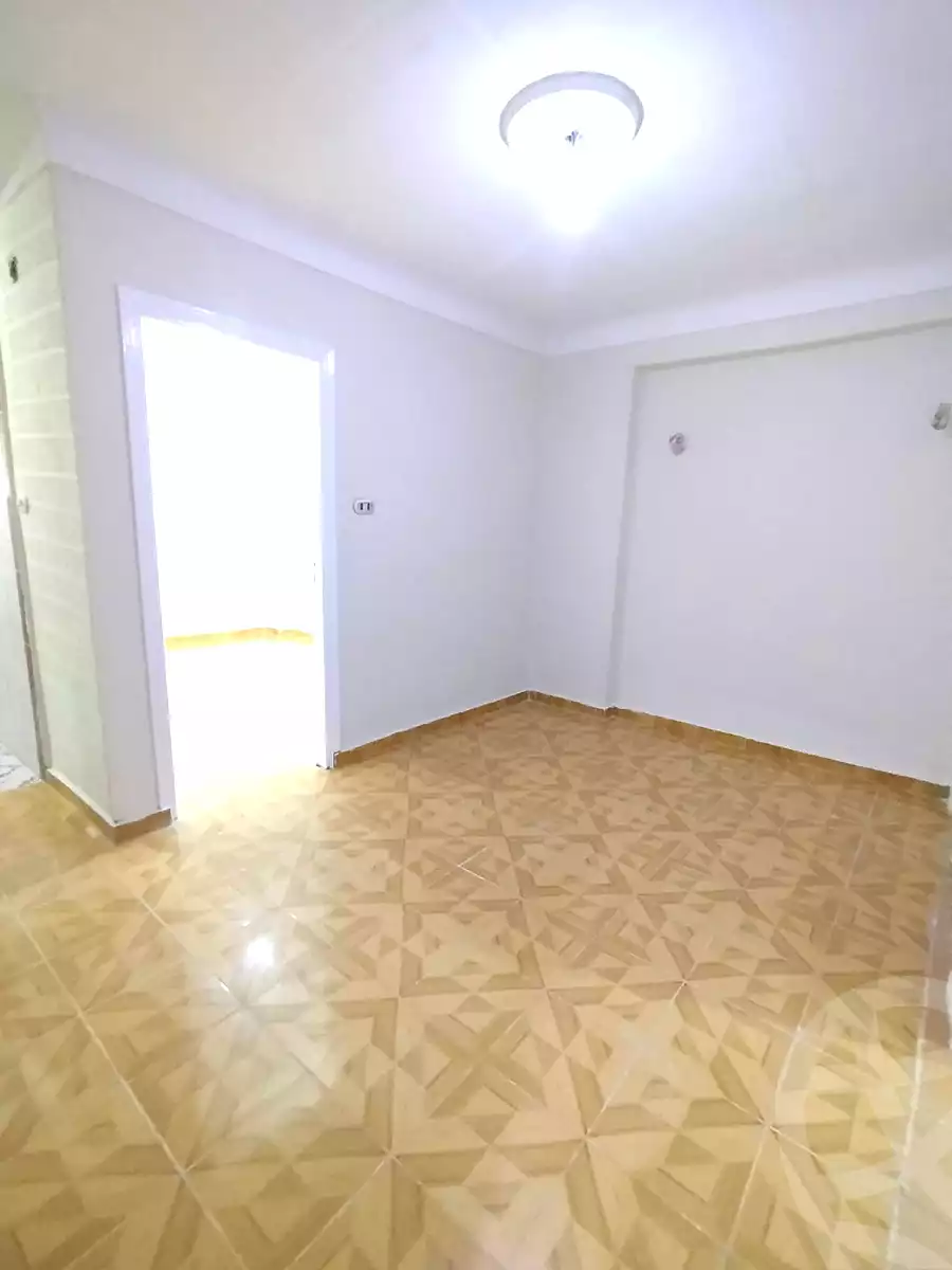https://aqarmap.com.eg/ar/listing/7191486-for-sale-alexandria-lsywf-el-seyouf-qebly-el-salam-st