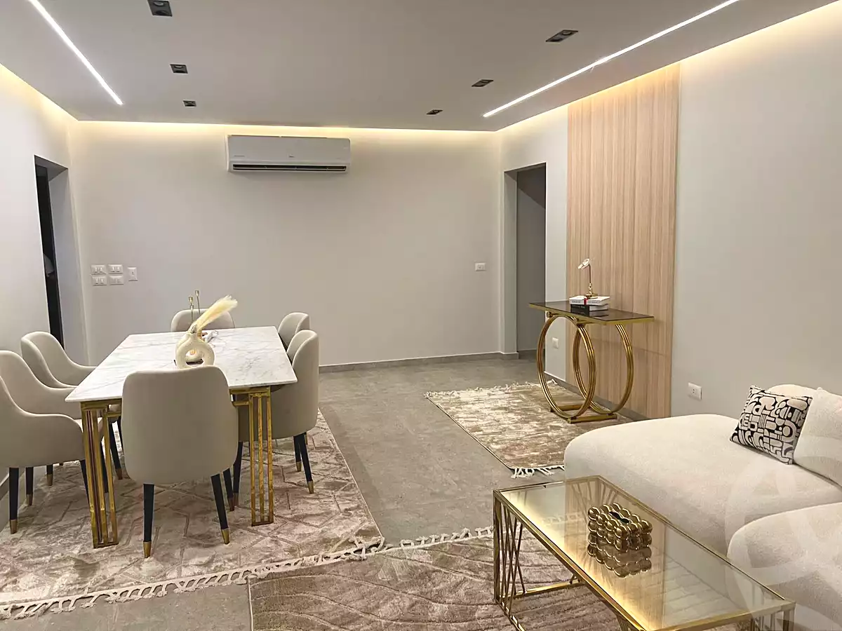 https://aqarmap.com.eg/ar/listing/7191500-for-rent-cairo-new-cairo-compounds-hyde-park-centre-ville-hyde-park