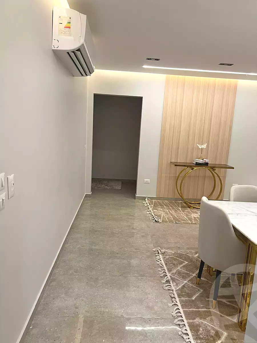 https://aqarmap.com.eg/ar/listing/7191500-for-rent-cairo-new-cairo-compounds-hyde-park-centre-ville-hyde-park