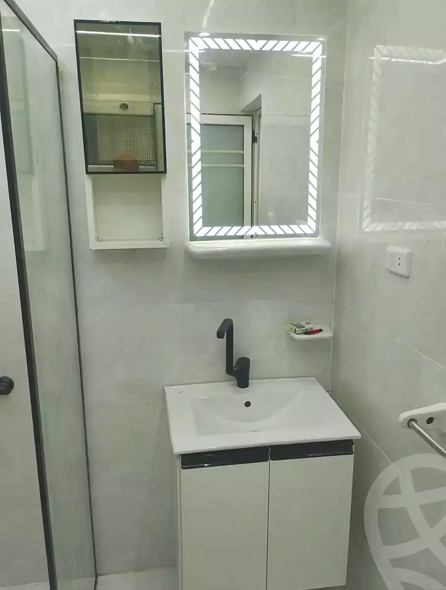 https://aqarmap.com.eg/ar/listing/7191584-for-sale-alexandria-al-agamy-el-hanouvel