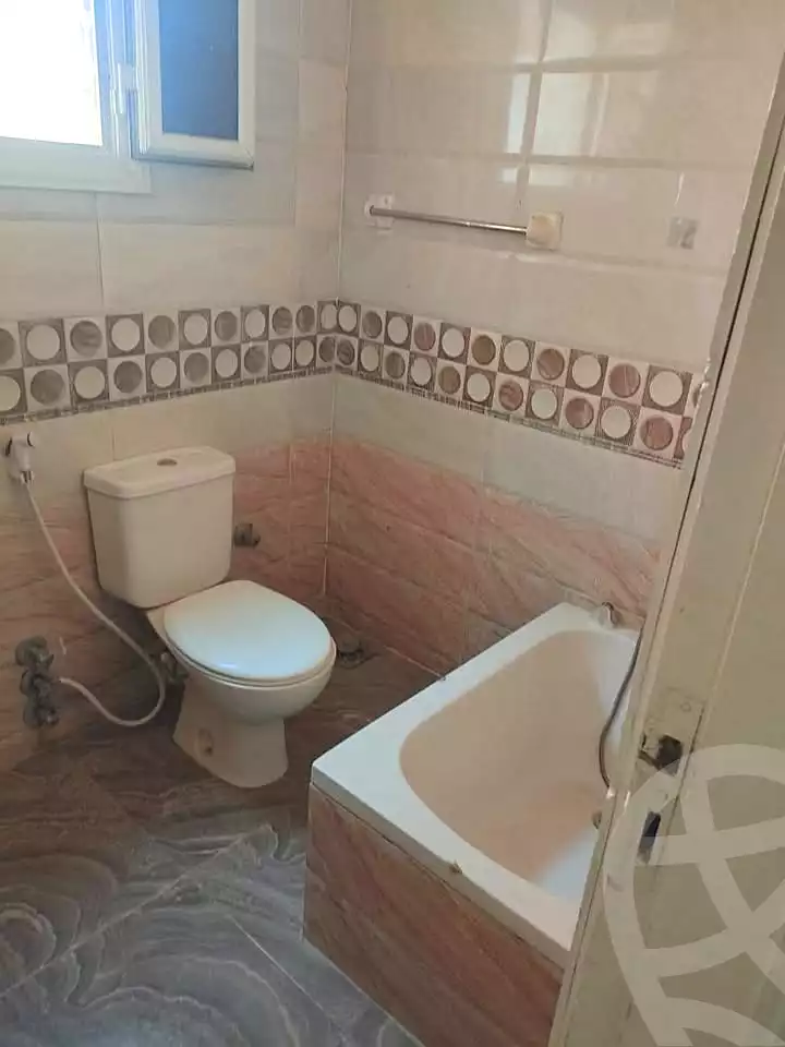 https://aqarmap.com.eg/ar/listing/7191669-for-sale-cairo-ain-shams-ain-shams-el-sharkia