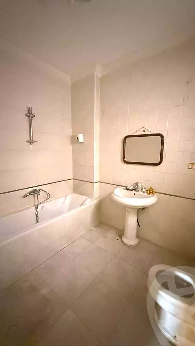 https://aqarmap.com.eg/en/listing/7191882-for-rent-cairo-new-cairo-compounds-kmbwnd-lnkhyl