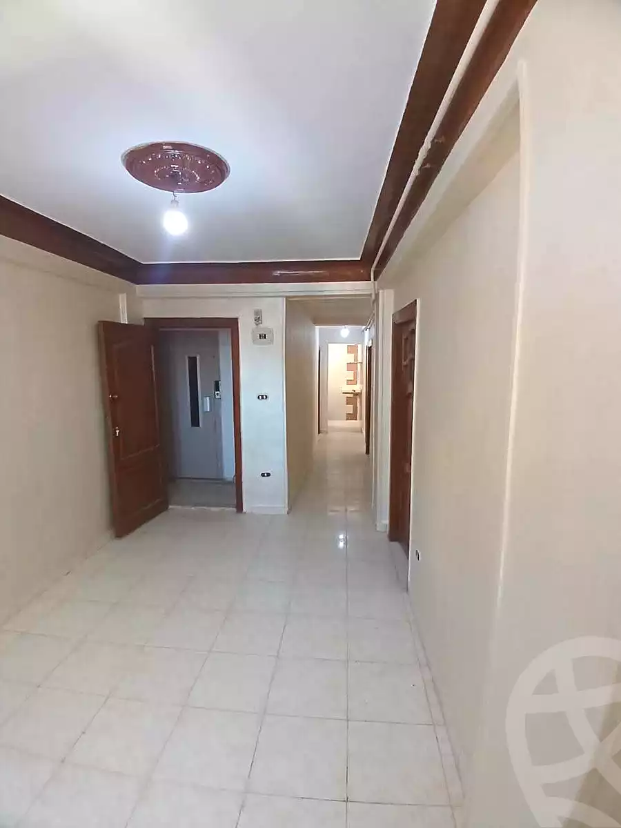 https://aqarmap.com.eg/en/listing/7191904-for-sale-alexandria-lsywf-el-falki