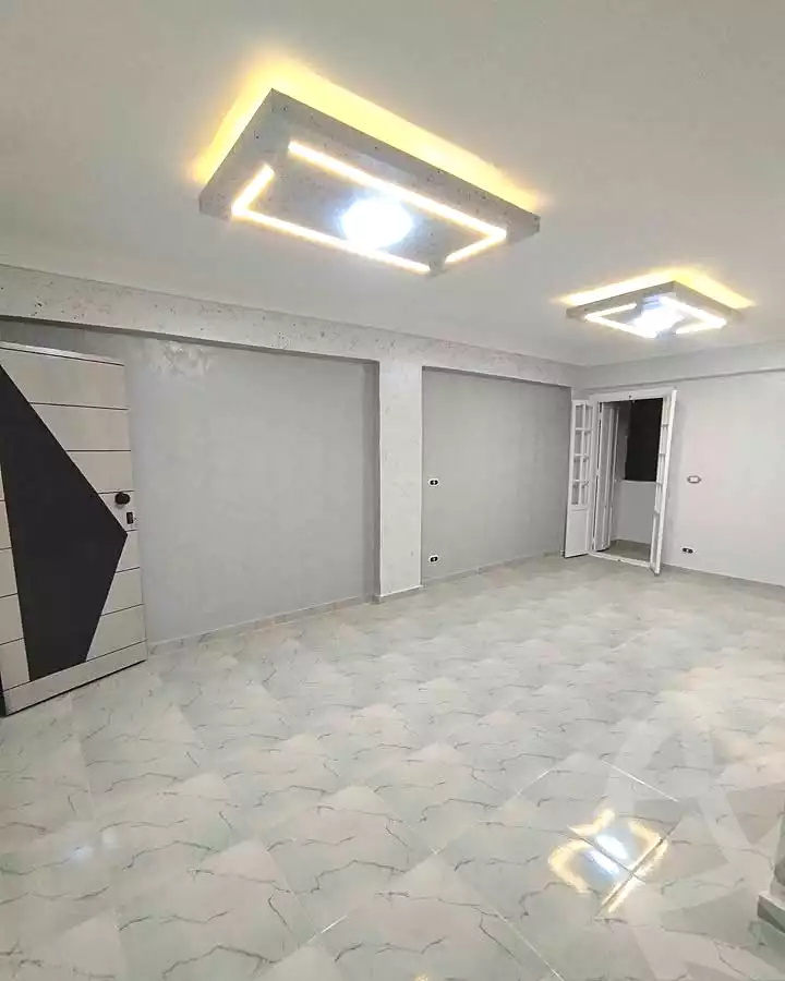 https://aqarmap.com.eg/ar/listing/7191903-for-sale-alexandria-lsywf-el-falki