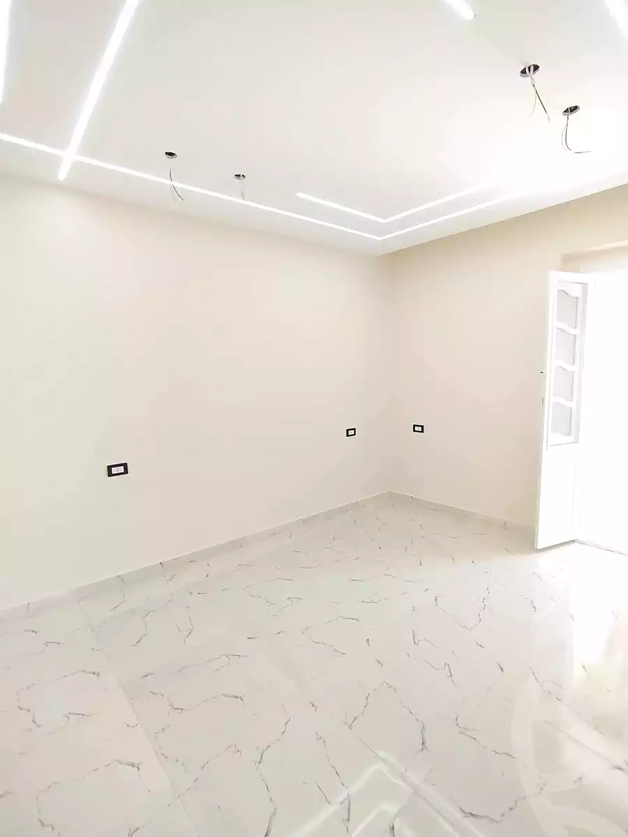 https://aqarmap.com.eg/ar/listing/7191944-for-sale-alexandria-lsywf-el-falki