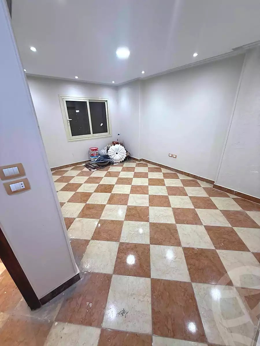 https://aqarmap.com.eg/en/listing/7192309-for-sale-cairo-helwan-helwan-el-sharkeya-latif-basha-st