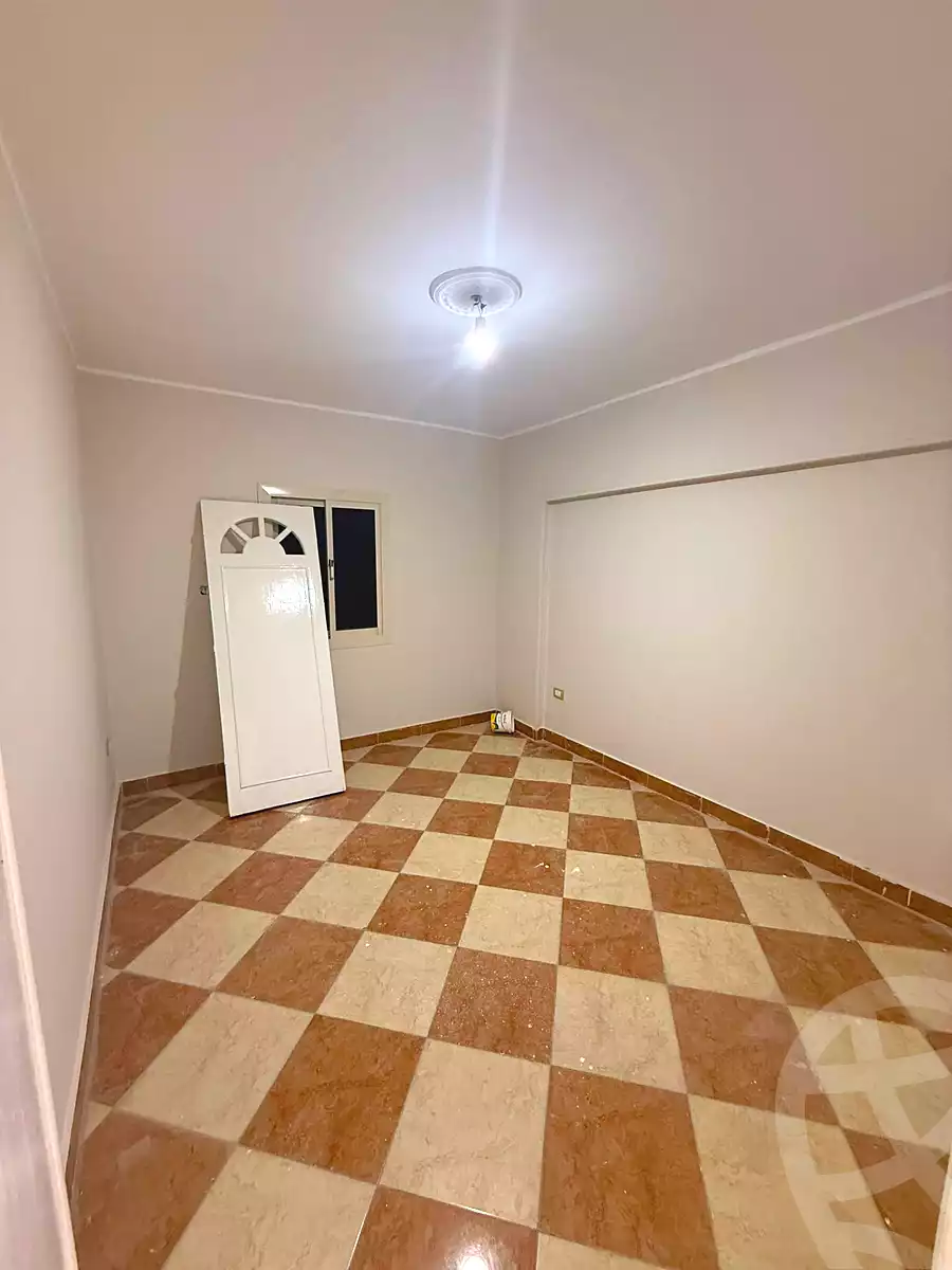 https://aqarmap.com.eg/en/listing/7192309-for-sale-cairo-helwan-helwan-el-sharkeya-latif-basha-st