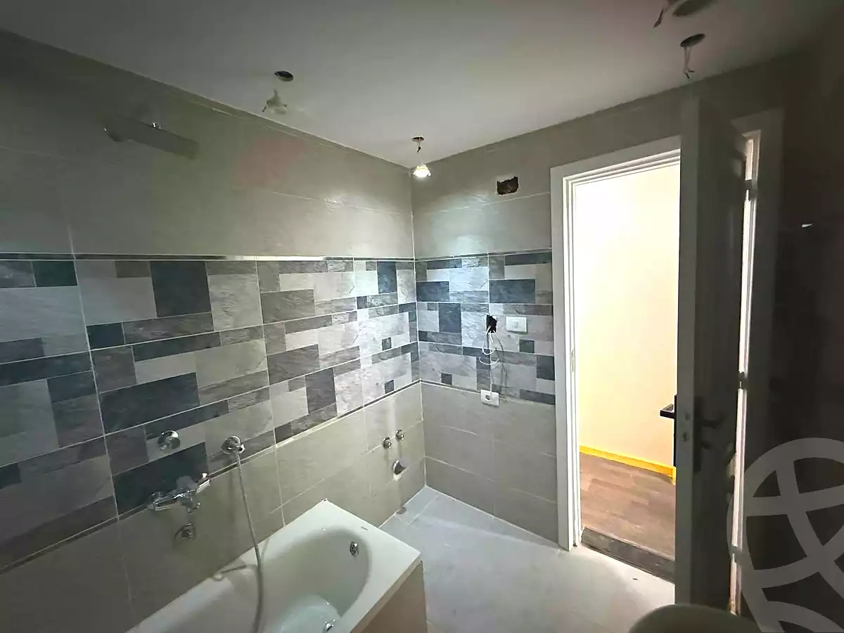 https://aqarmap.com.eg/ar/listing/7192392-for-sale-cairo-helwan-helwan-el-sharkeya-khesro-basha-st