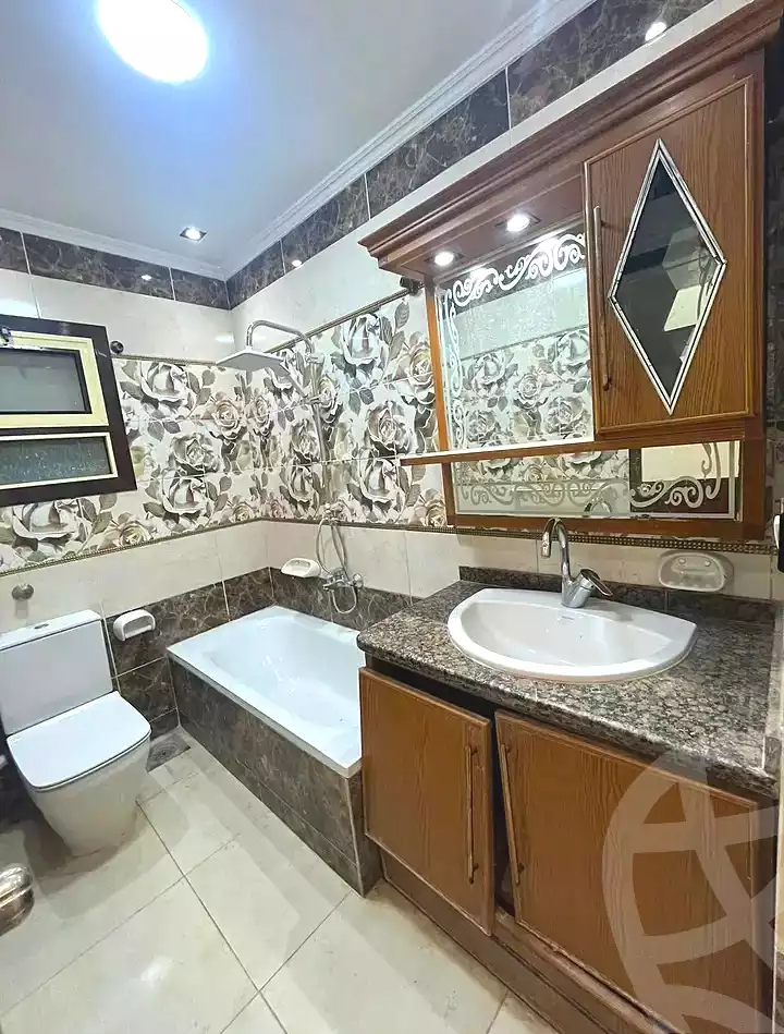 https://aqarmap.com.eg/ar/listing/7192597-for-sale-alexandria-al-agamy-lbytsh-el-reyad-st