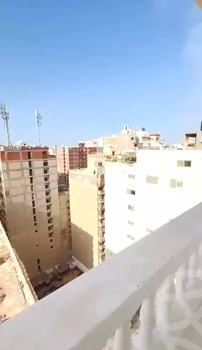 https://aqarmap.com.eg/ar/listing/7192647-for-sale-alexandria-new-miami-street-10