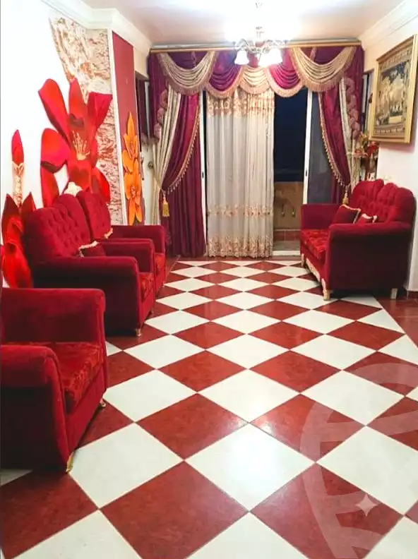 https://aqarmap.com.eg/ar/listing/7192757-for-sale-alexandria-el-asafra-shr-45