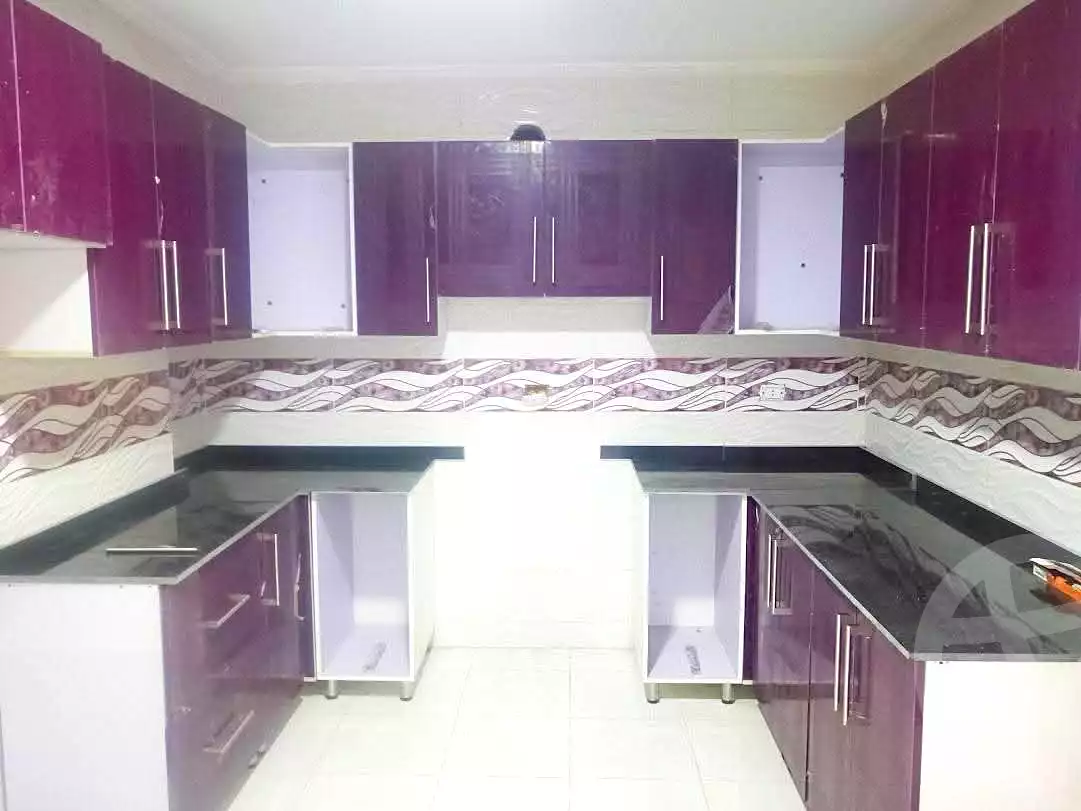https://aqarmap.com.eg/ar/listing/7193045-for-sale-cairo-helwan-kwrnysh-hlwn