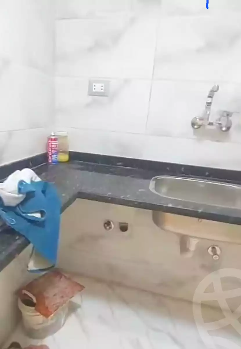https://aqarmap.com.eg/en/listing/7193614-for-sale-alexandria-sydy-bshr-sydy-bshr-qbly-hassan-refaat-st