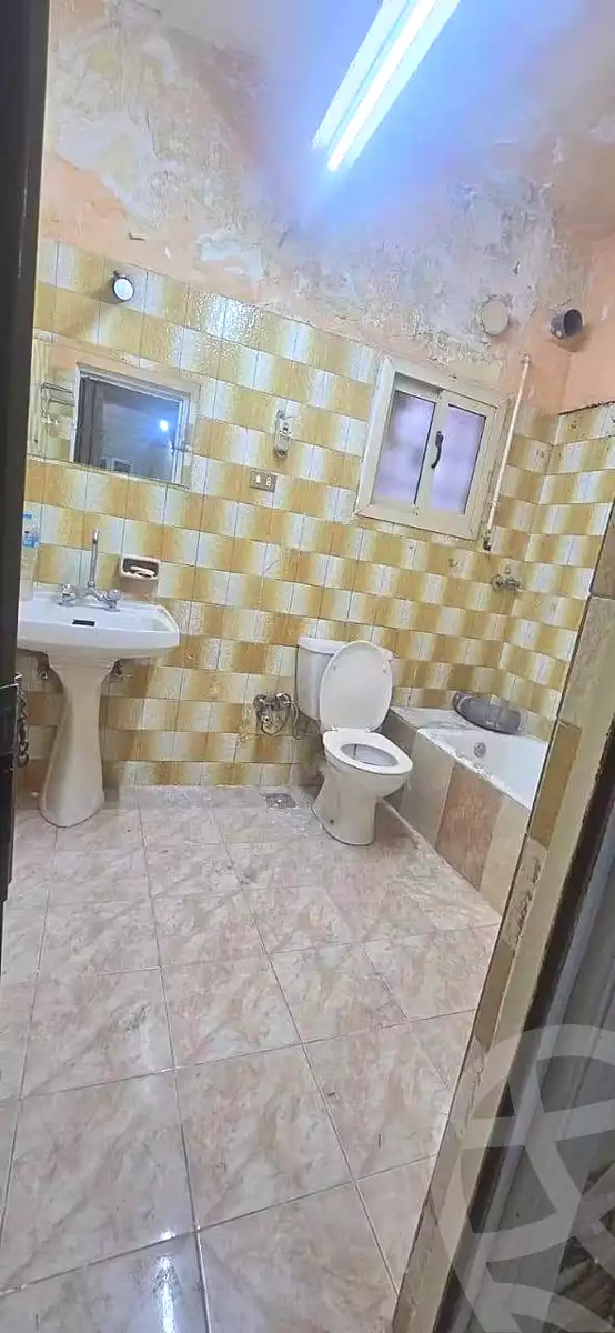 https://aqarmap.com.eg/ar/listing/7193630-for-rent-cairo-helwan-zou-el-fekar-basha-st