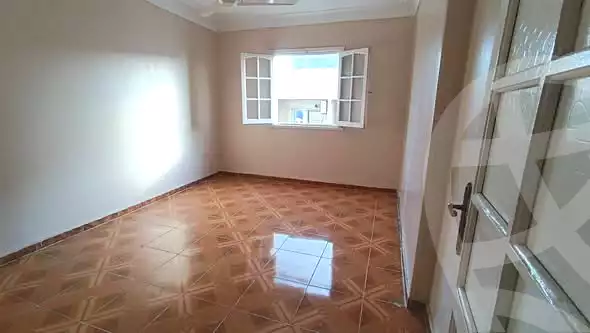 https://aqarmap.com.eg/ar/listing/7193939-for-rent-alexandria-moharram-bey