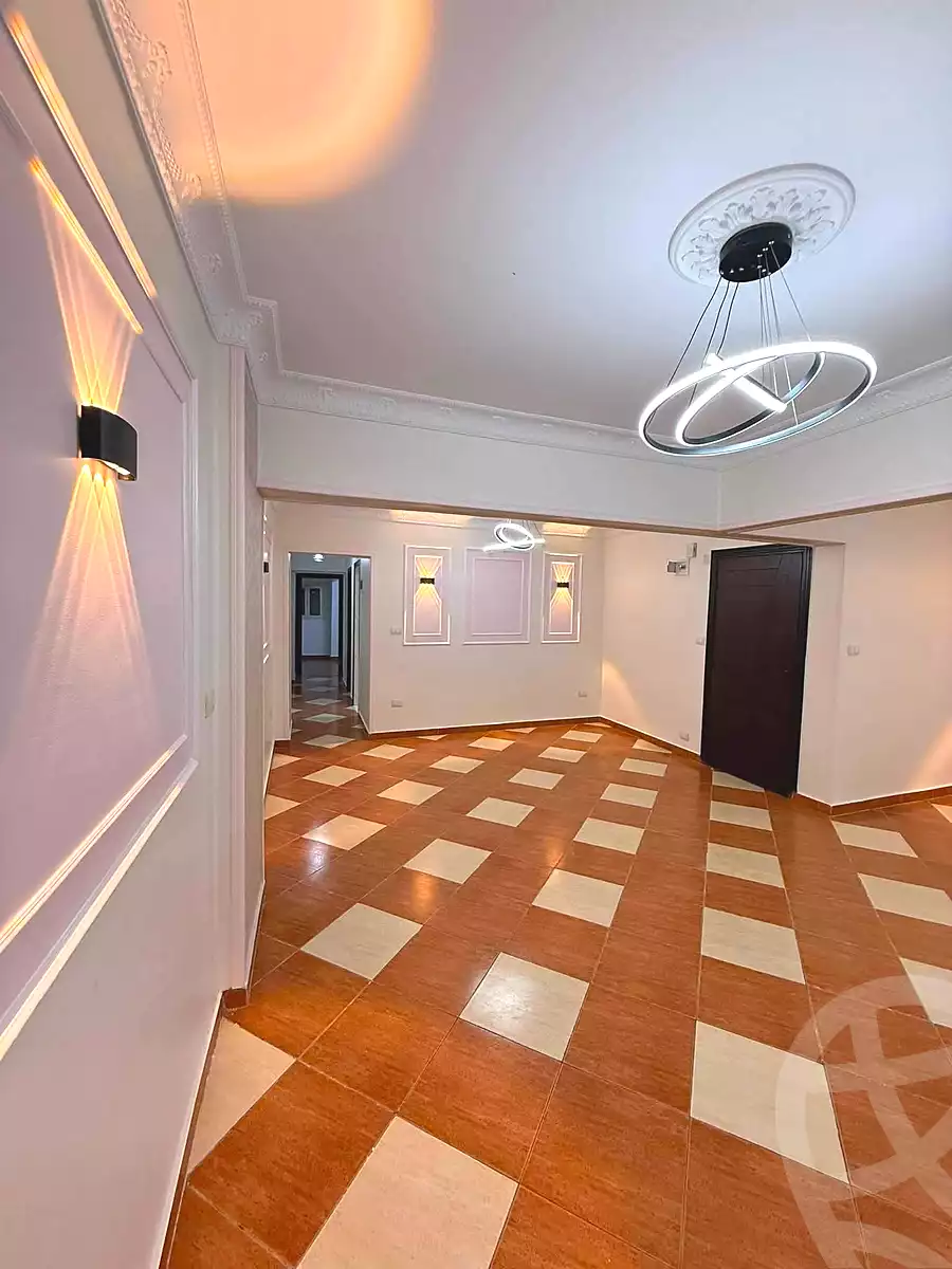 https://aqarmap.com.eg/en/listing/7194351-for-sale-alexandria-el-asafra-l-sfr-bhry