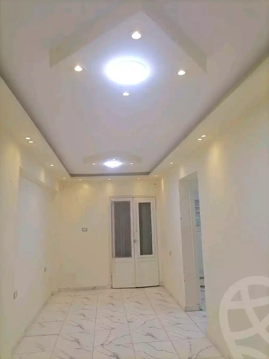 https://aqarmap.com.eg/ar/listing/7194497-for-rent-alexandria-al-agamy-el-hanouvel-abo-bakr-el-sedeek-st