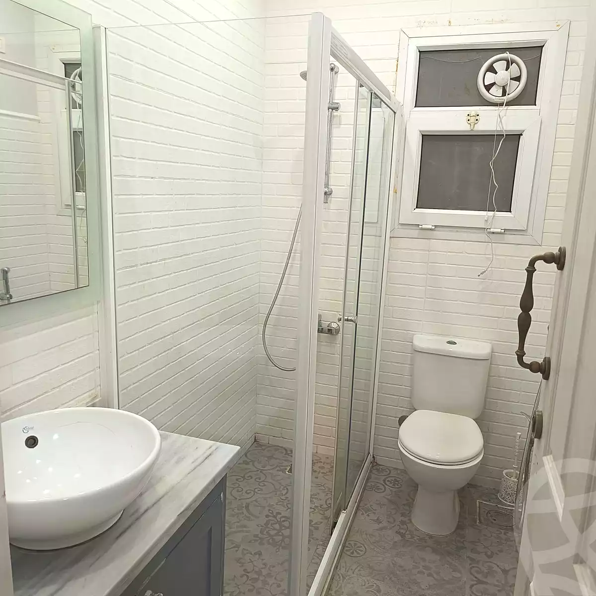https://aqarmap.com.eg/en/listing/7194764-for-sale-cairo-el-sheikh-zayed-city-compounds-el-karma-residence