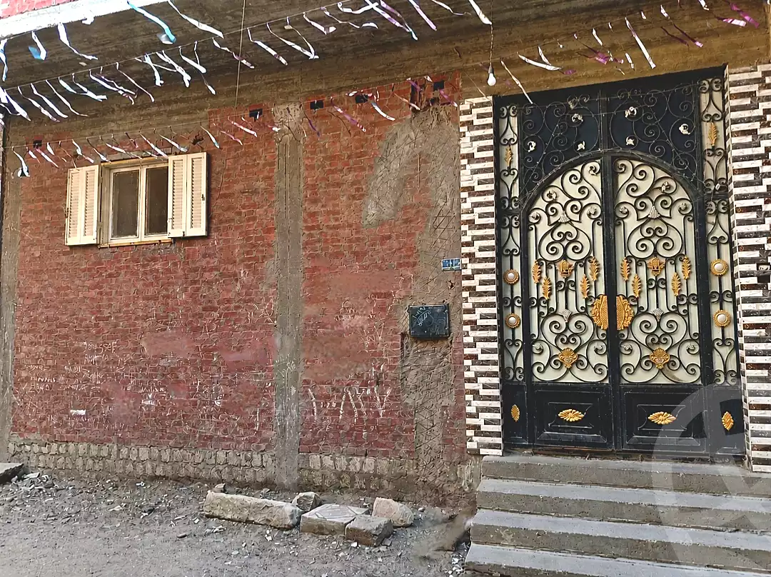 https://aqarmap.com.eg/en/listing/7194827-for-sale-cairo-helwan-kwrnysh-hlwn