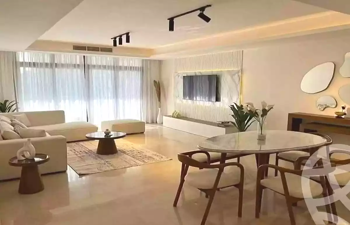https://aqarmap.com.eg/ar/listing/7194899-for-sale-cairo-new-cairo-compounds-hyde-park-parkway-hyde-park-compound