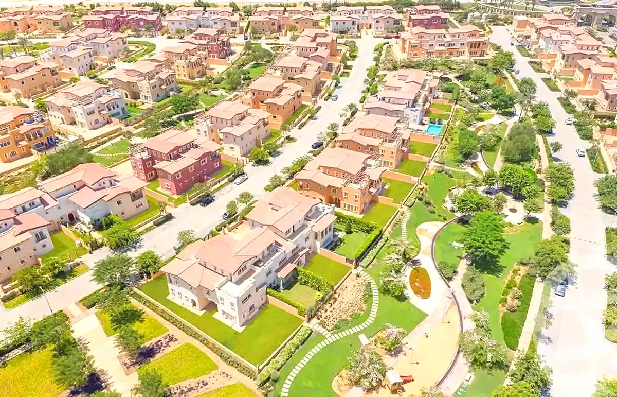 https://aqarmap.com.eg/ar/listing/7194848-for-sale-cairo-new-cairo-compounds-hyde-park-parkway-hyde-park-compound