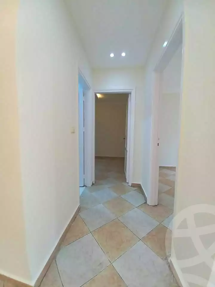 https://aqarmap.com.eg/ar/listing/7195069-for-sale-alexandria-el-asafra-l-sfr-bhry