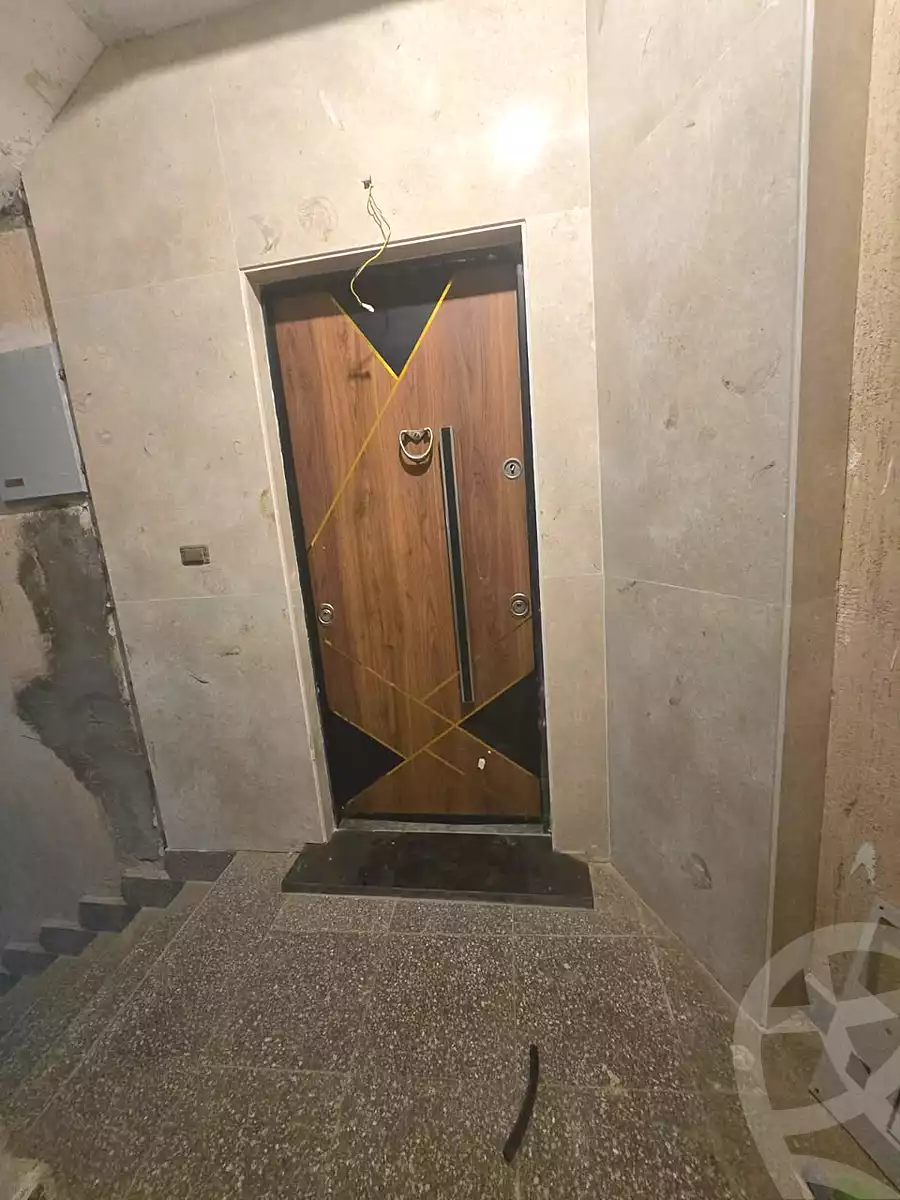 https://aqarmap.com.eg/ar/listing/7195205-for-sale-cairo-6th-of-october-el-ahyaa-neighborhood-3rd-al-hay-al-thalith-st