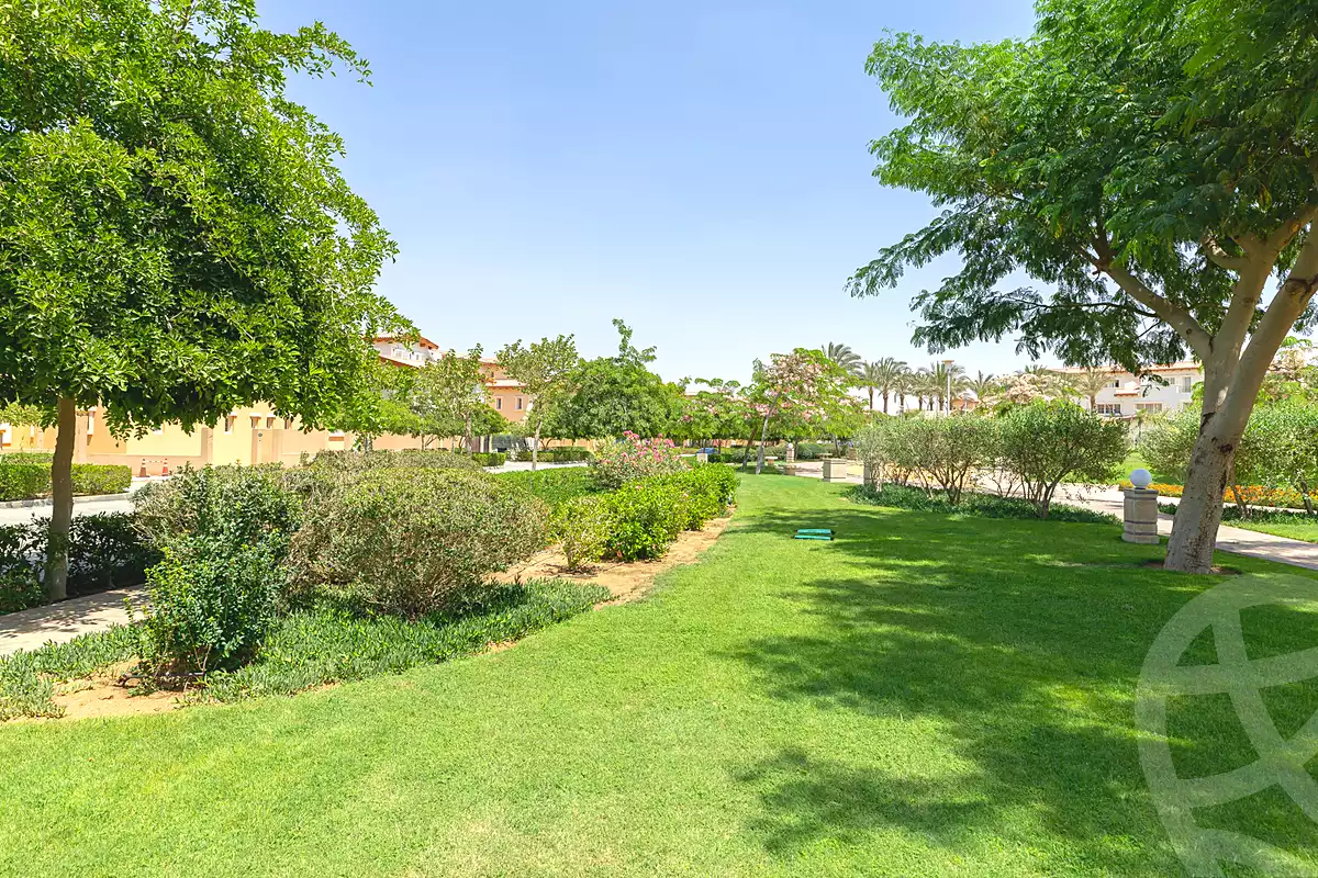 https://aqarmap.com.eg/ar/listing/7195273-for-sale-cairo-new-cairo-compounds-hyde-park-greens-hyde-park-compound