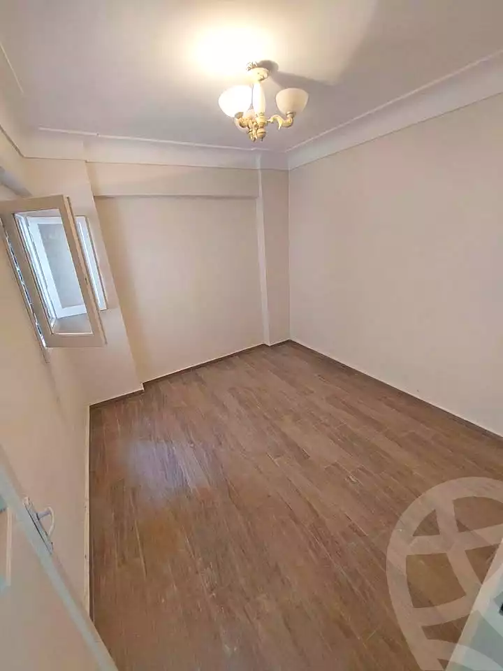https://aqarmap.com.eg/ar/listing/7195310-for-sale-alexandria-sydy-bshr-sydy-bshr-bhry