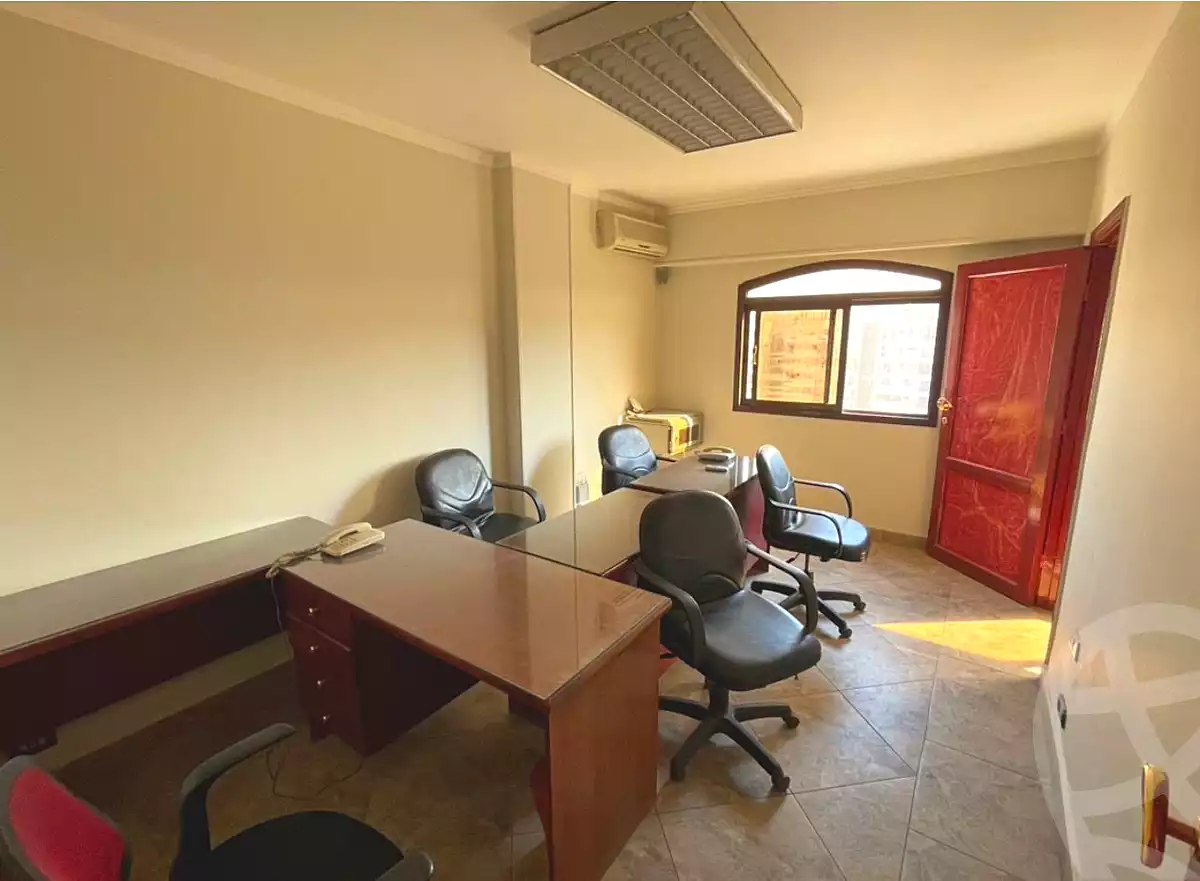 https://aqarmap.com.eg/ar/listing/7195833-for-rent-cairo-nasr-city-ahmed-fakhry