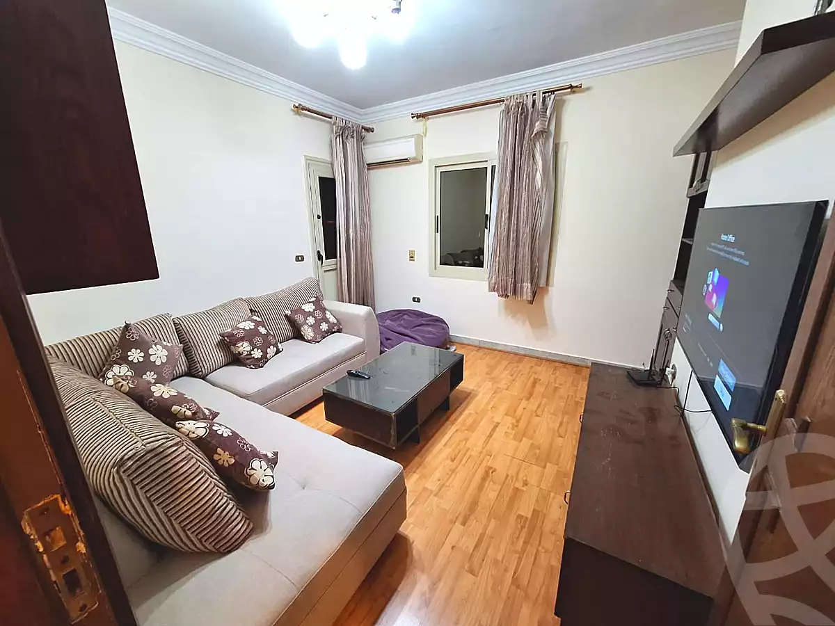 https://aqarmap.com.eg/ar/listing/7196360-for-rent-cairo-el-sheikh-zayed-city-compounds-hadayek-el-mohandiseen