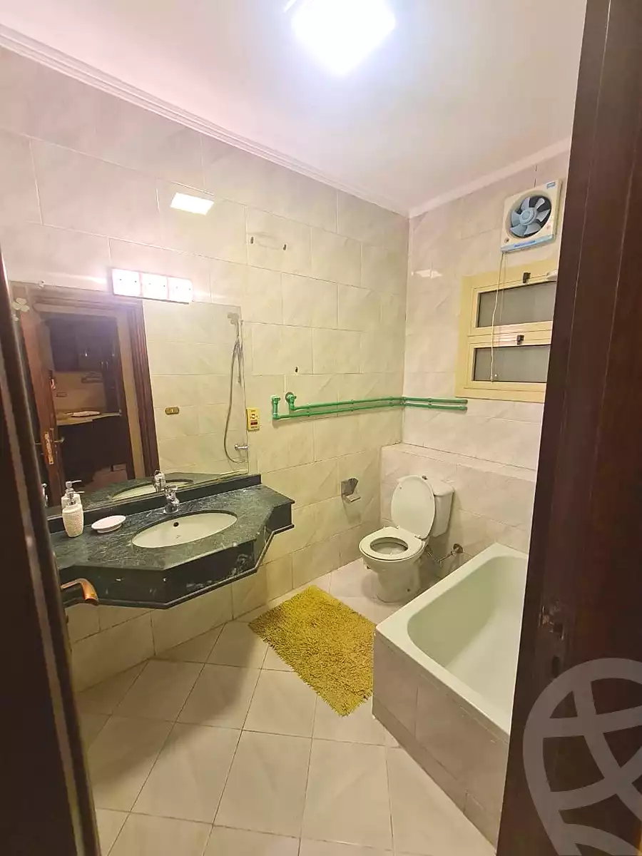 https://aqarmap.com.eg/ar/listing/7196360-for-rent-cairo-el-sheikh-zayed-city-compounds-hadayek-el-mohandiseen