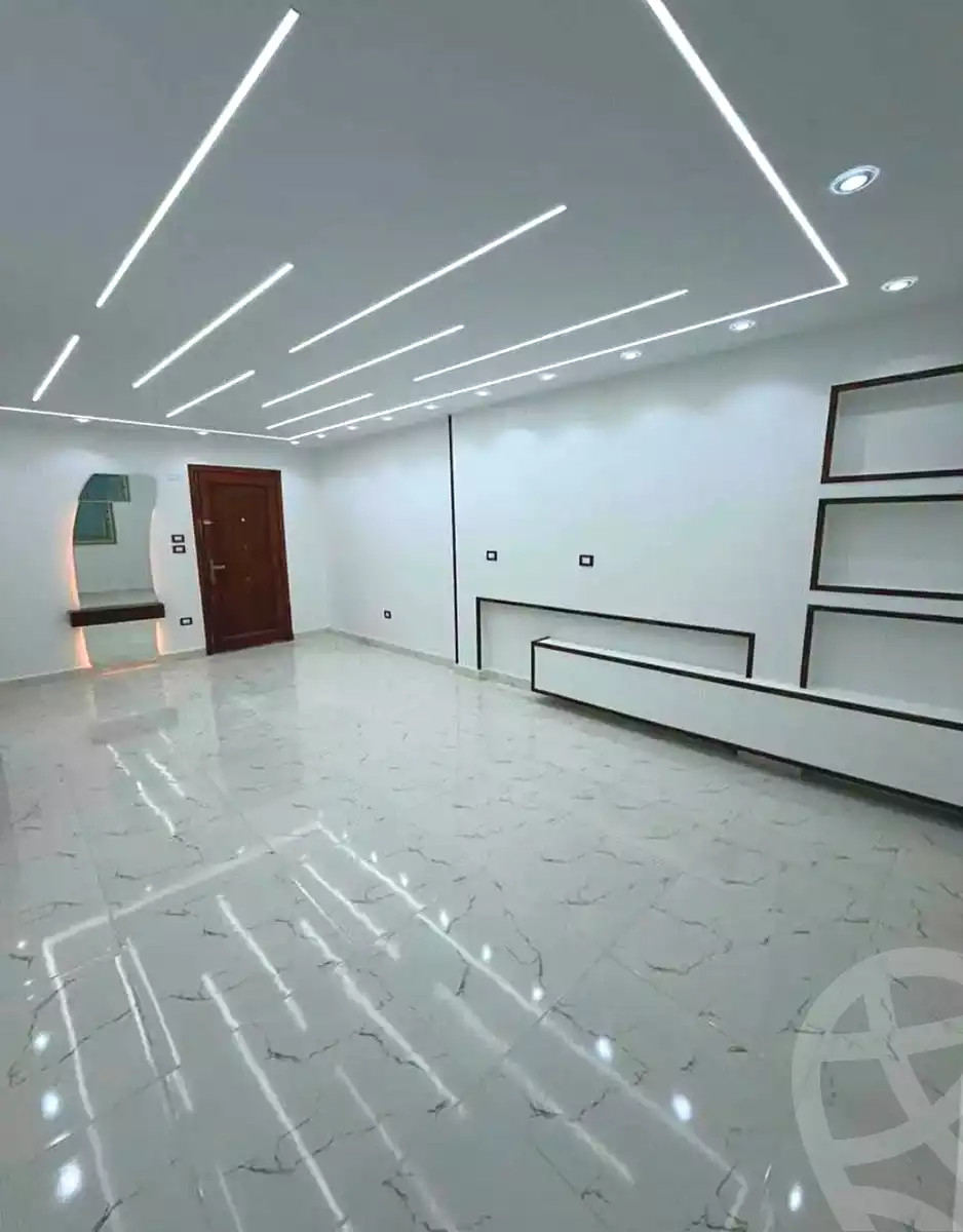https://aqarmap.com.eg/en/listing/7197012-for-sale-alexandria-lsywf-el-falki