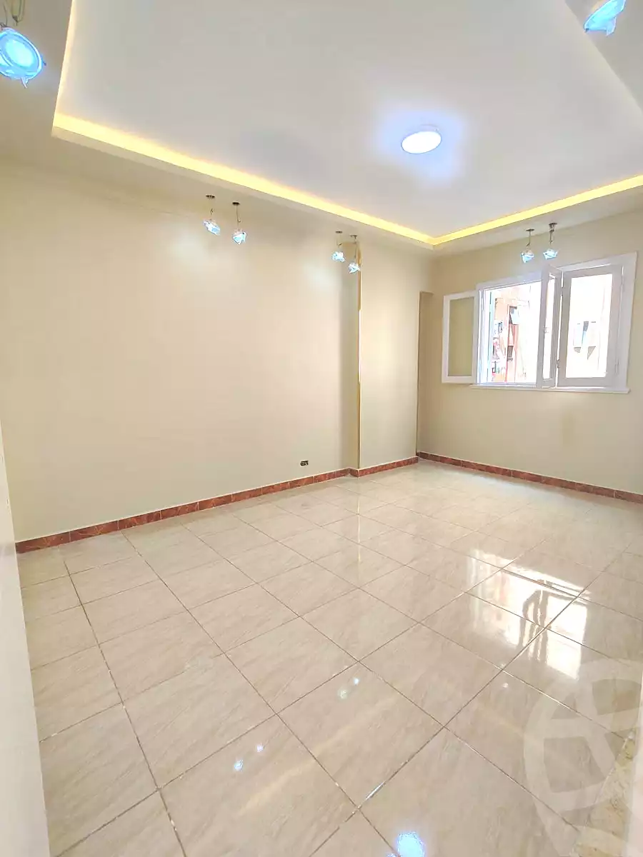 https://aqarmap.com.eg/ar/listing/7197120-for-sale-alexandria-sydy-bshr-sydy-bshr-bhry-shr-khld-bn-lwlyd
