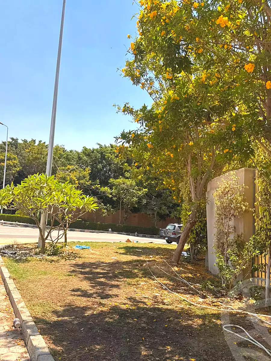 https://aqarmap.com.eg/ar/listing/7197227-for-sale-cairo-new-cairo-compounds-stwn-ryzydns-by-ar-y-llttwyr