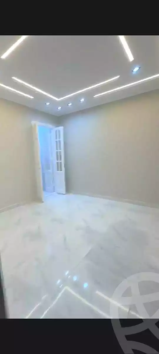 https://aqarmap.com.eg/en/listing/7197344-for-sale-alexandria-el-mandara-alex-el-mandara-bahri