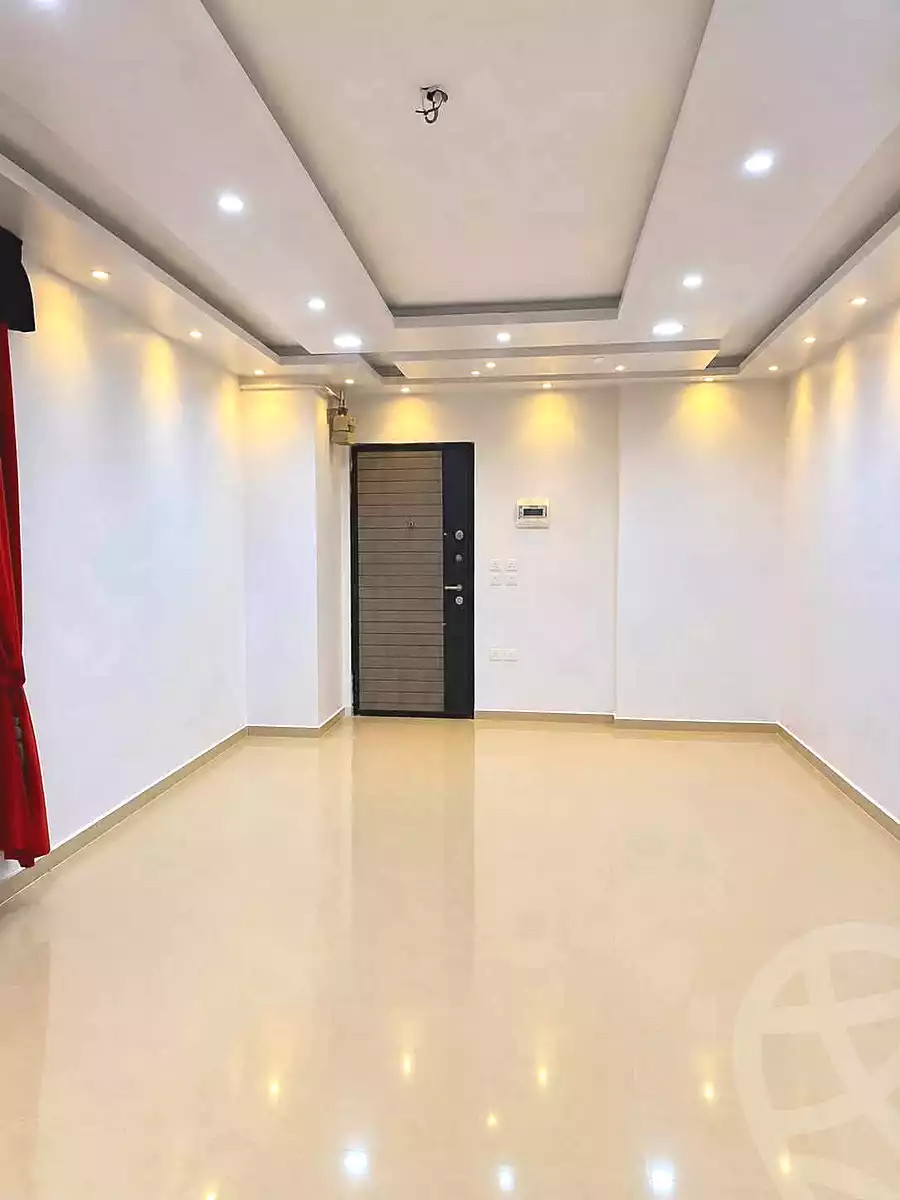 https://aqarmap.com.eg/ar/listing/7197402-for-sale-cairo-helwan-helwan-el-sharkeya-omar-ibn-abd-el-aziz-st