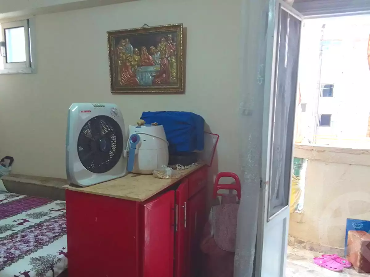 https://aqarmap.com.eg/ar/listing/7197424-for-sale-alexandria-el-asafra-shr-45