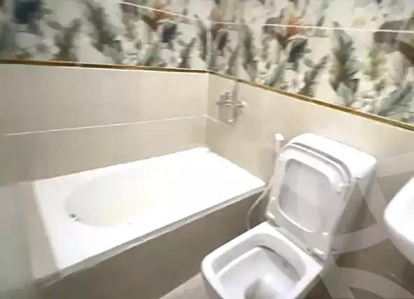 https://aqarmap.com.eg/en/listing/7197773-for-rent-alexandria-shds