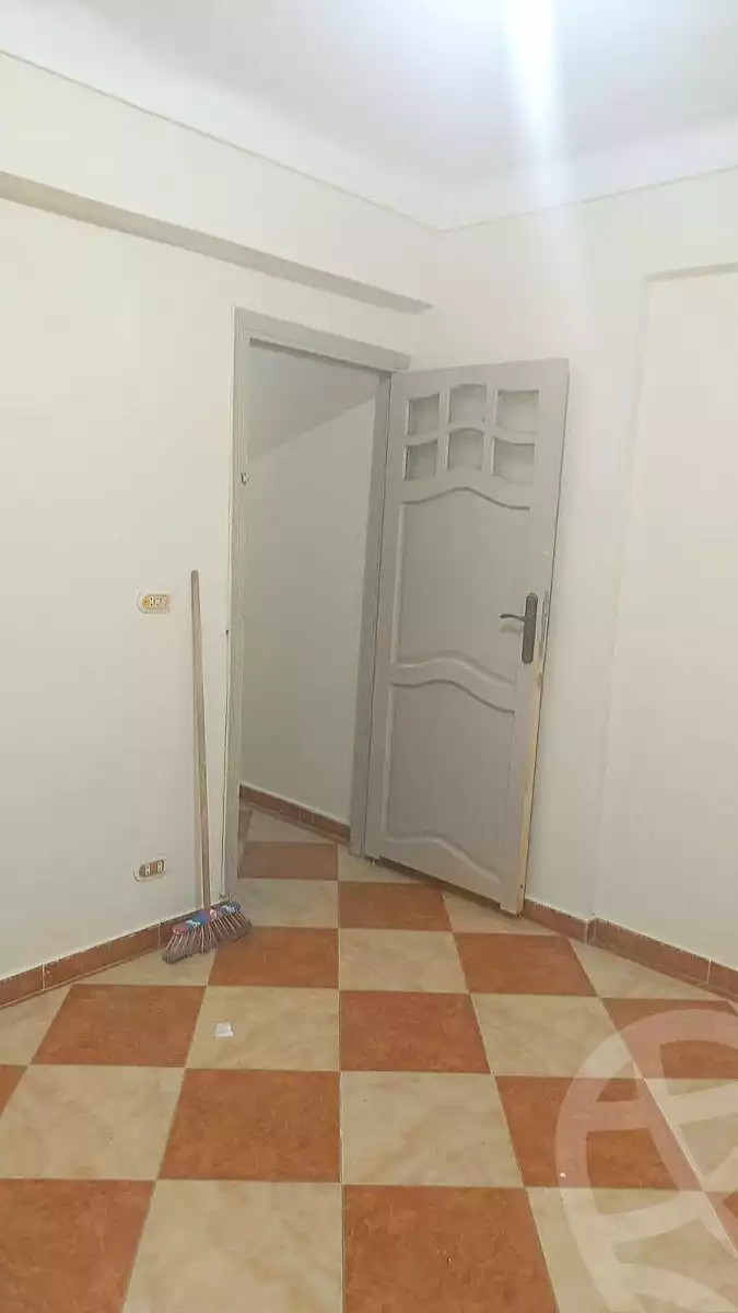 https://aqarmap.com.eg/ar/listing/7197984-for-sale-alexandria-el-asafra-l-sfr-qbly-street-30