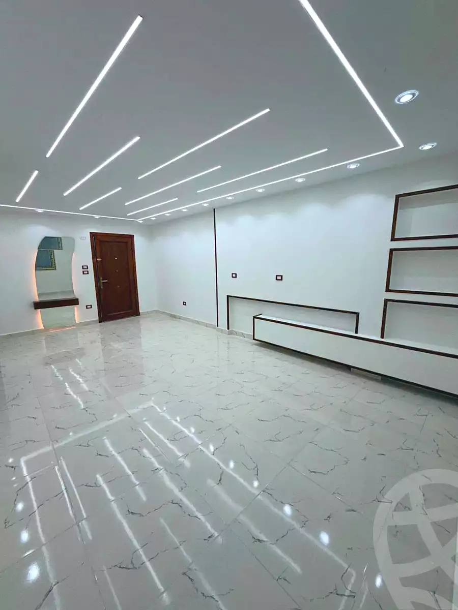 https://aqarmap.com.eg/ar/listing/7198446-for-sale-alexandria-lsywf-el-falki