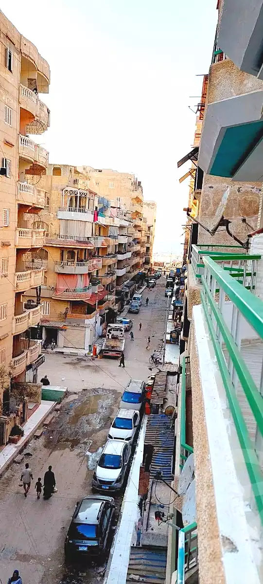 https://aqarmap.com.eg/ar/listing/7198456-for-sale-alexandria-al-agamy-shataa-el-nakheel