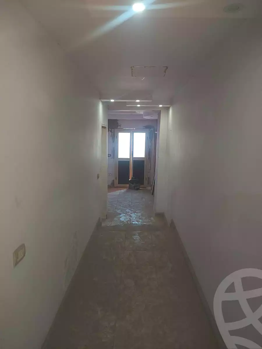 https://aqarmap.com.eg/ar/listing/7198399-for-sale-cairo-helwan-el-shareaa-el-sharby-st